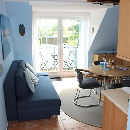 Ostseebrise, Schoenberger