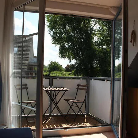 Ostseebrise, Schoenberger *